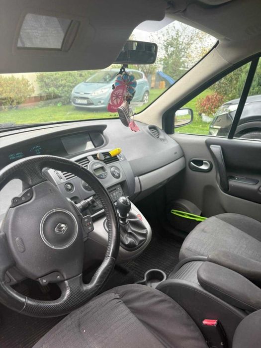 Renault Grand Scenic II po lifcie, 7-osobowy