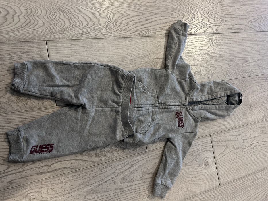 Dres guess dla chlopca 6/9 Miesiecy