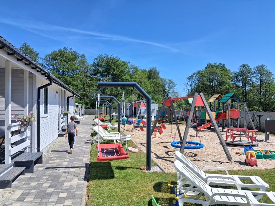 Domki Wakacje nad morzem Sarbinowo plac zabaw