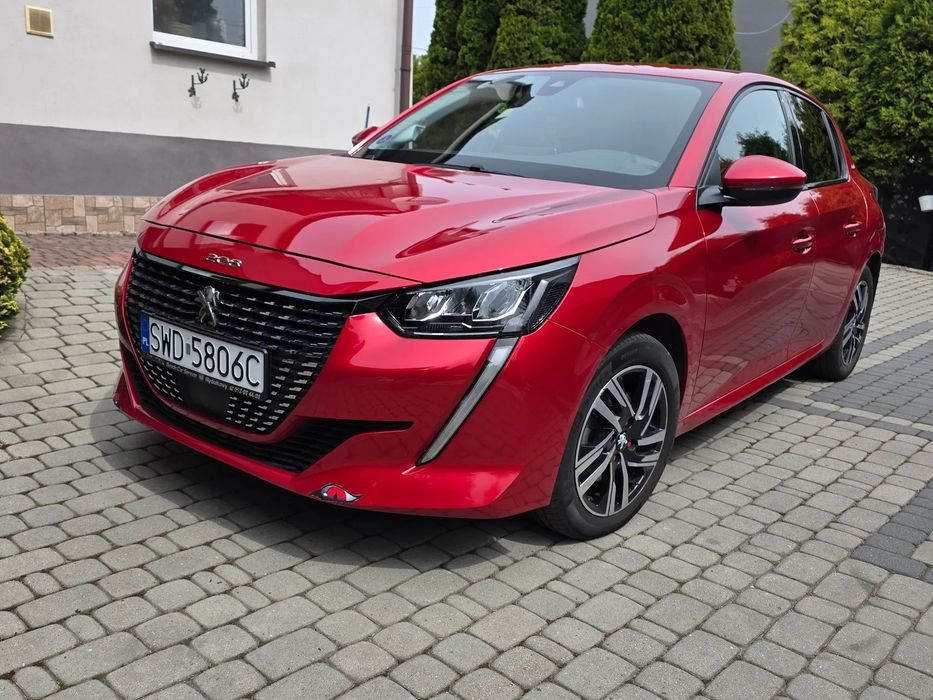 Peugeot 208 PEUGEOT 208 AUTOMAT 1.2 benzyna