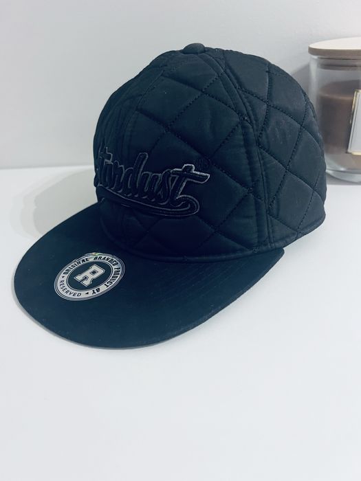 Czarna czapka z daszkiem #fullcap #snapback Reserved stardust