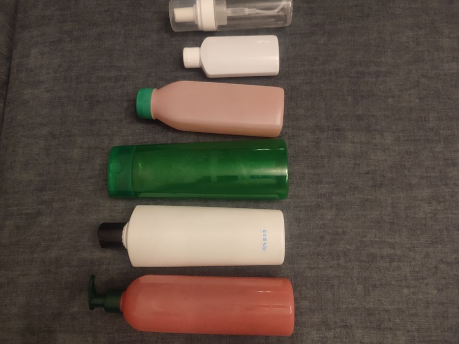 Віддам різні пляшечки пусті чисті