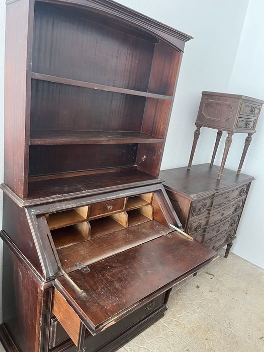 Conjunto cama, comoda, mesa de cabeceira, escrivaninha