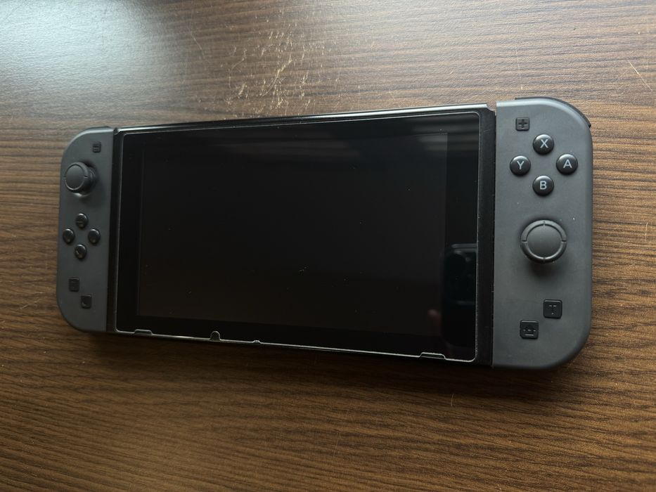 Продам Nintendo Switch V2