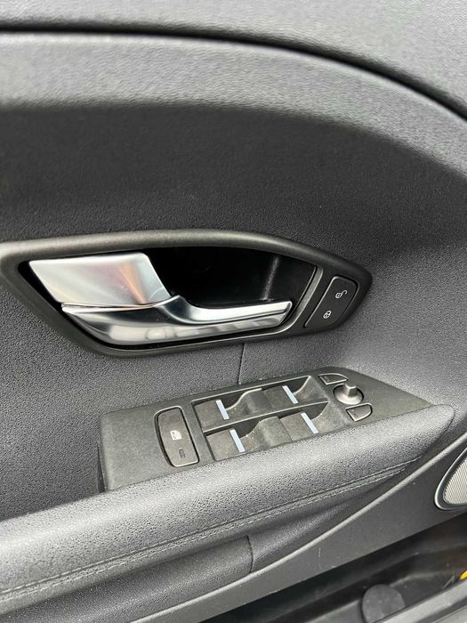 Продам Land Rover Range Rover Evoque