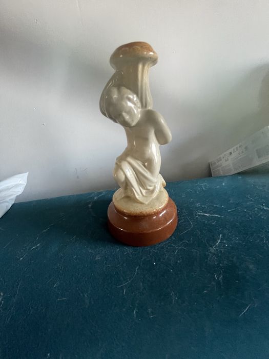 figurka z okresu prl
