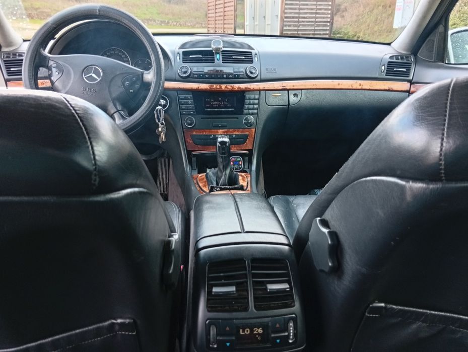 Vendo Mercedes E 220 cdi
