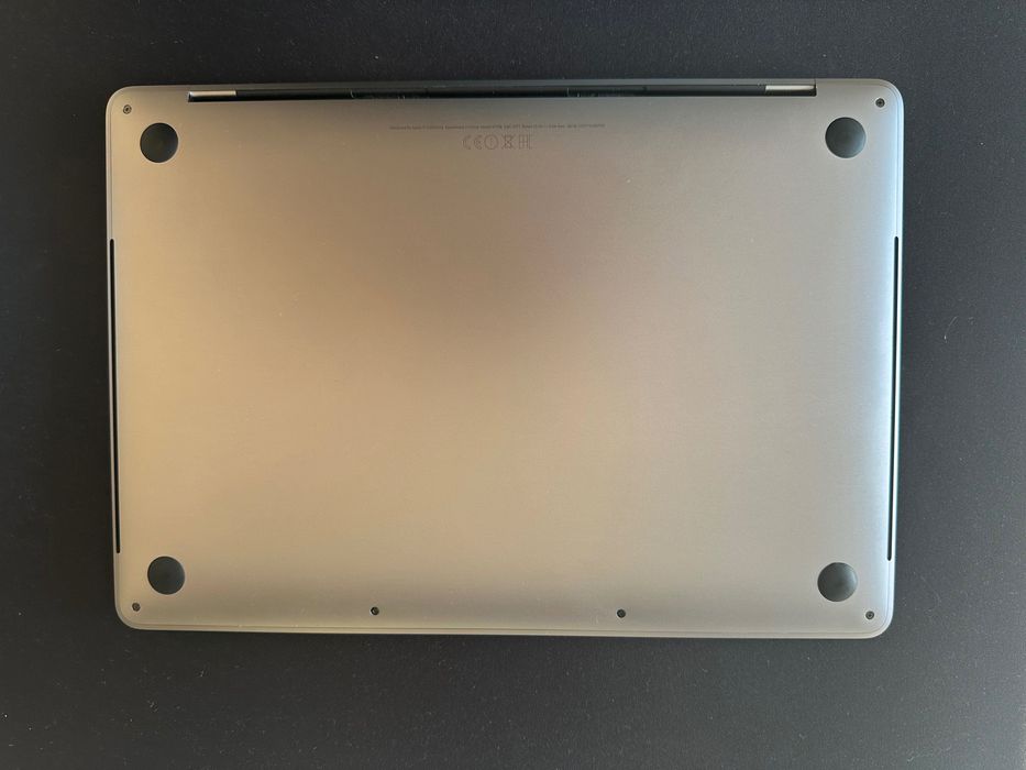 Macbook Pro 13" 201664861395233282123