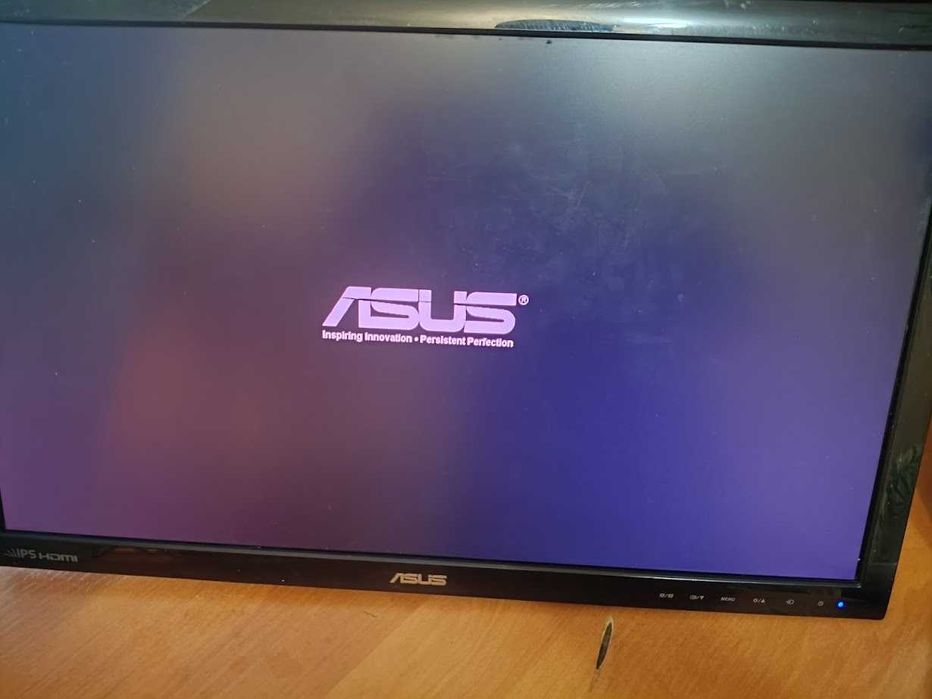 Full HD Монітор 23" Asus VS239HR 75 Гц (HDMI DVI VGA) IPS 1920х1080