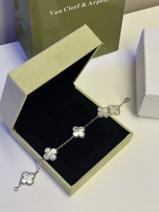 Bransoletka damska Van Cleef koniczynki