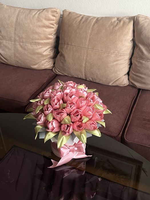 Тюльпани атласні / квіти з атласу