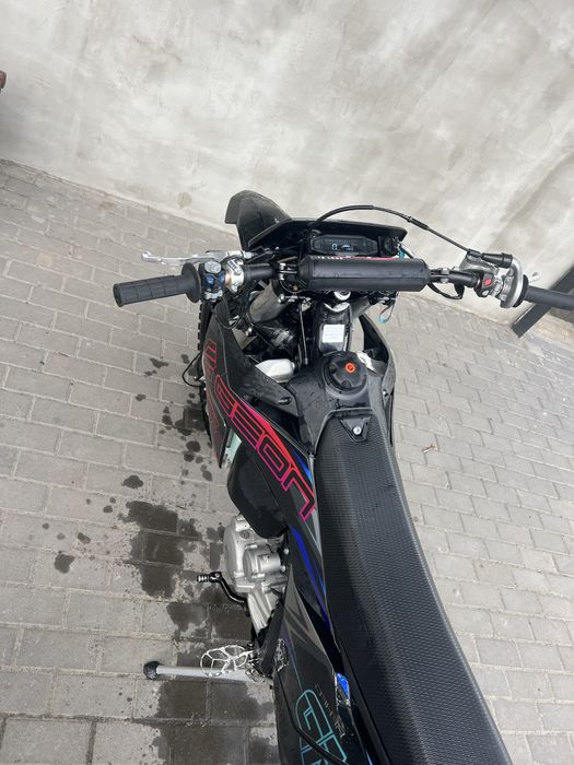 Geon gnx k23 nb motard ( терміново)