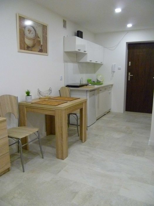 Komfortowa kawalerka do wynajęcia Olsztyńska