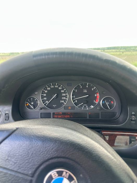 Продам БМВ Е39,535і