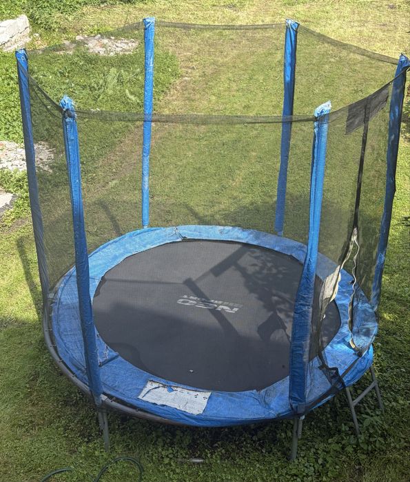 Trampolina ogrodowa 2,40
