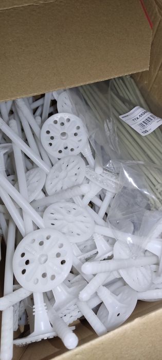 Kolki do styropianu 10x260