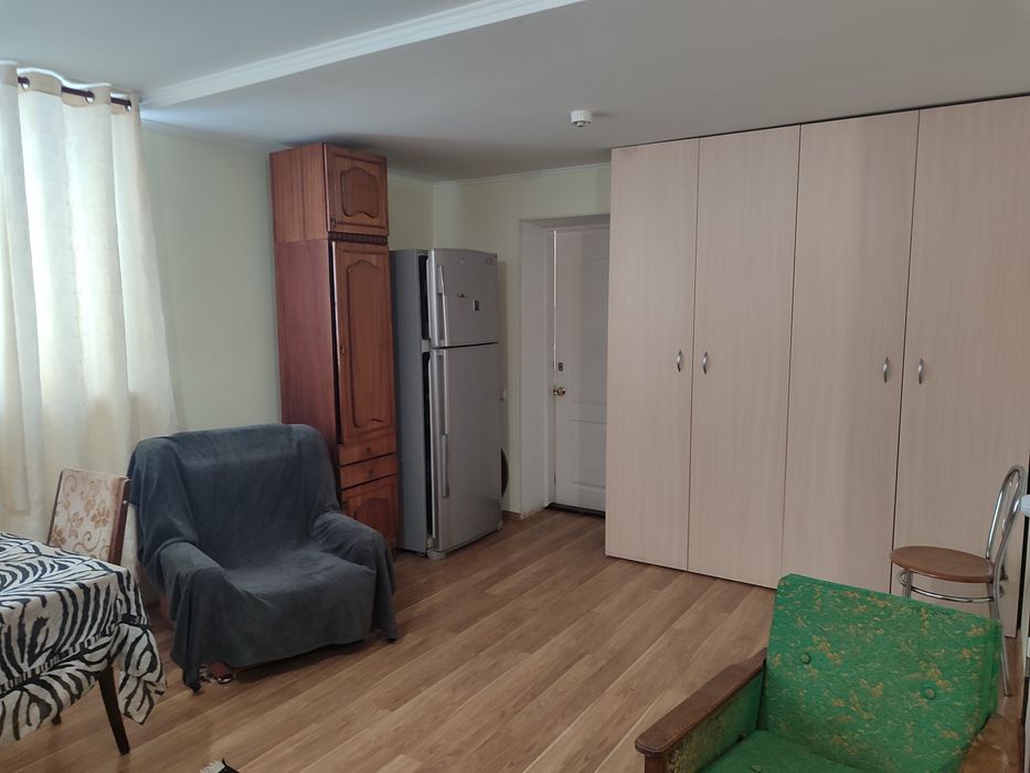 Здам однокімнатну квартиру в приватному будинку