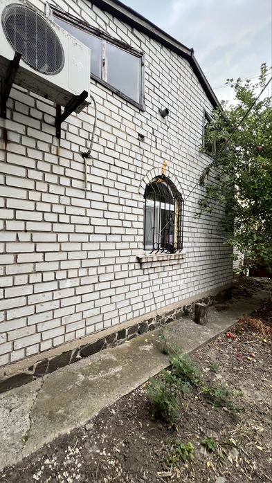 Продається будинок разом з діючим бізнесом в м. Городище Черкаська обл.
