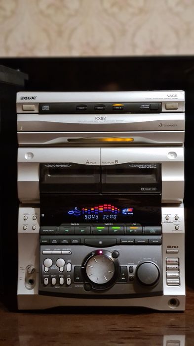 Музыкальный центр Sony RX88