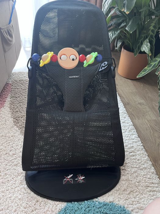 Leżaczek bujak BabyBjorn
