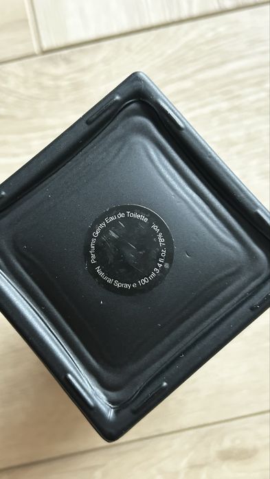 Парфуми Metropolis від Parfums Genty