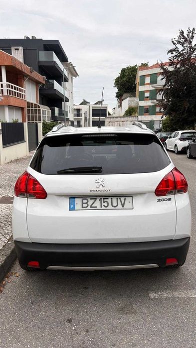 PEUGEOT 2008 1.2 PureTech 82 style(2015)