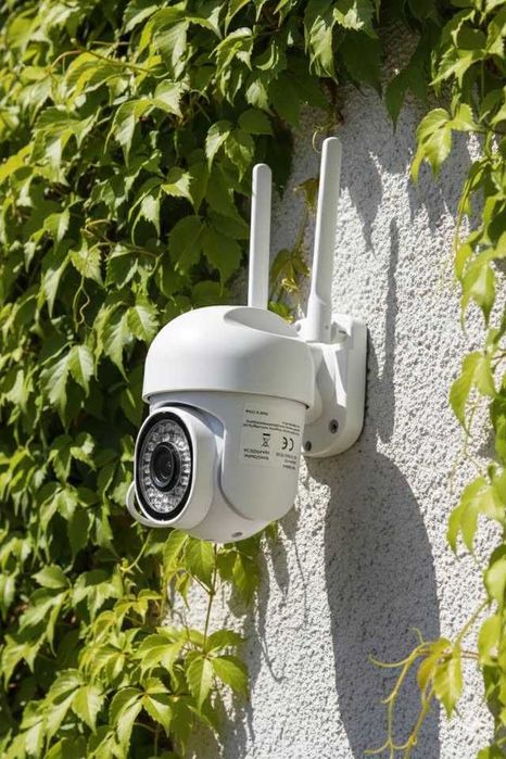 Câmera de exterior Wi-Fi - Visão noturna e detecção de movimentos