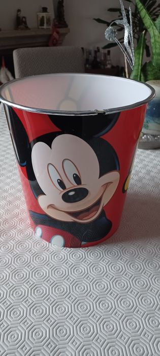 Balde do mickey mouse