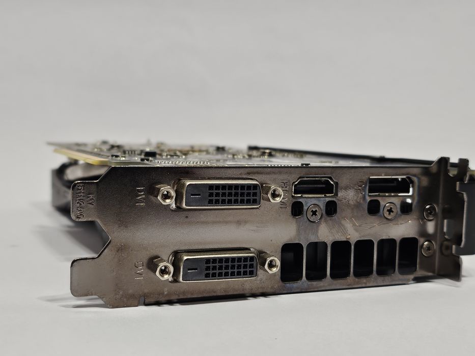 RX 570 4gb ( обмін)