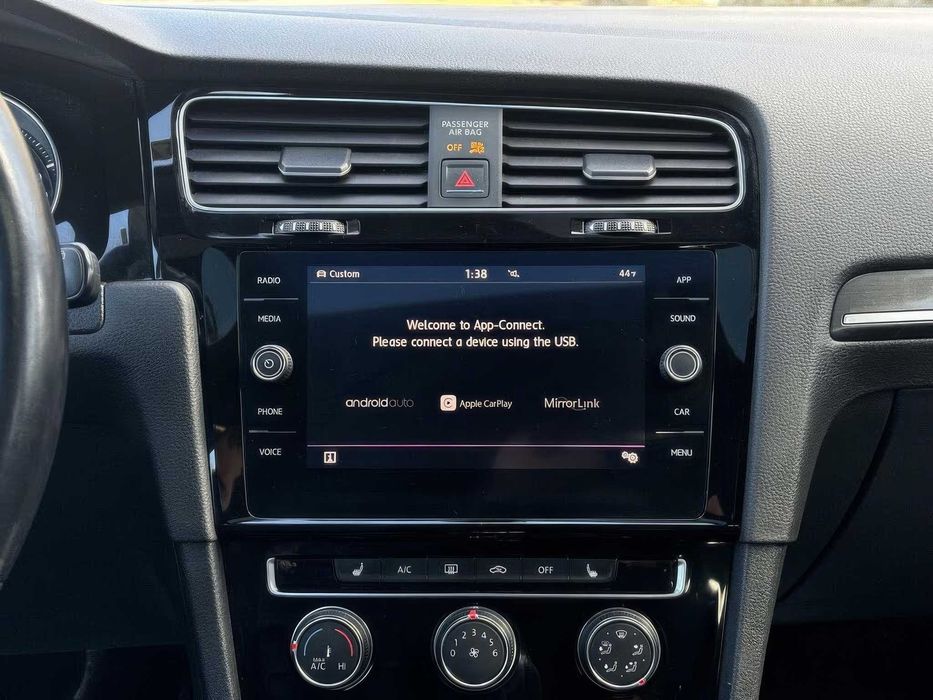 Volkswagen Golf GTI      2018