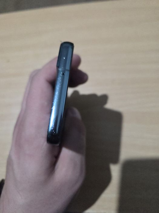 Samsung S22 8/128gb.