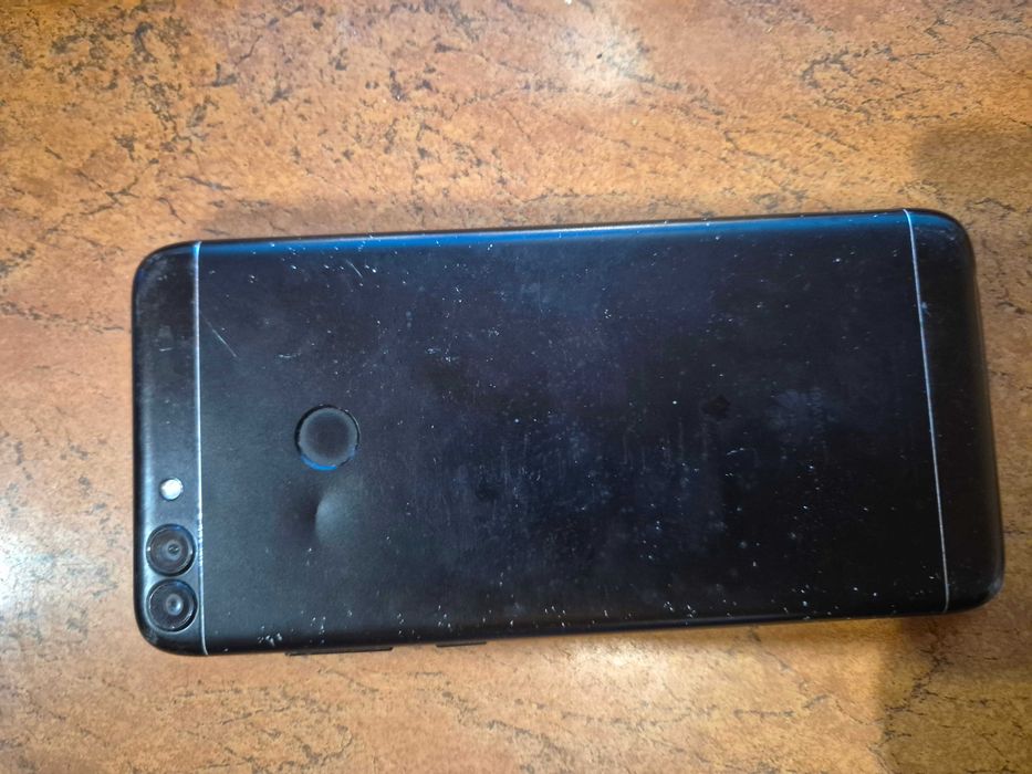 Huawei P Smart uszkodzony wyświetlacz dotyk działa