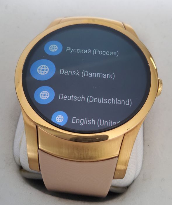 Смарт годинник часы Verizon Wear24 на Android Wear