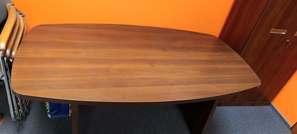 Stół konferencyjny biurowy