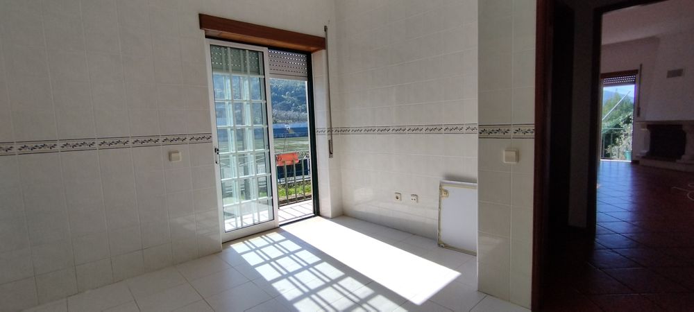 Apartamento T3 cozinha totalmente equipada