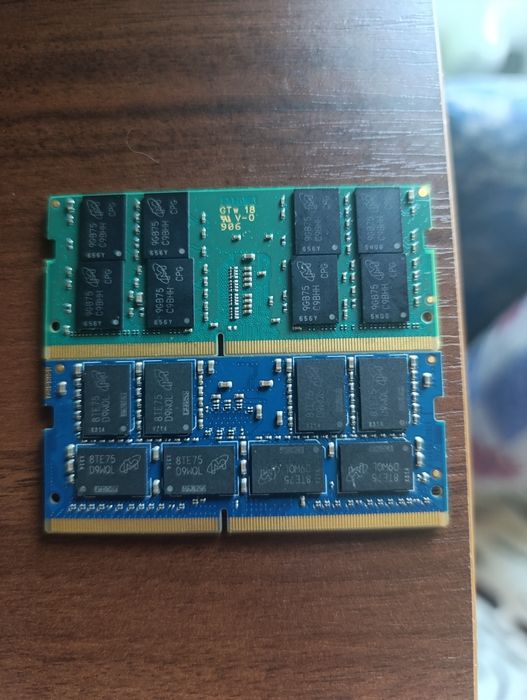 Оперативна пам'ять для ноутбука Crucial DDR4 2*8GB 2400MHz SO-DIMM PC4-2400