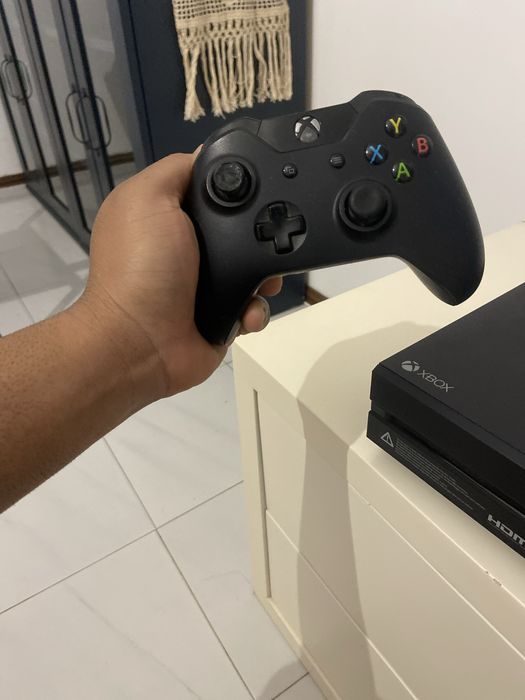 Vendo X box one 500G