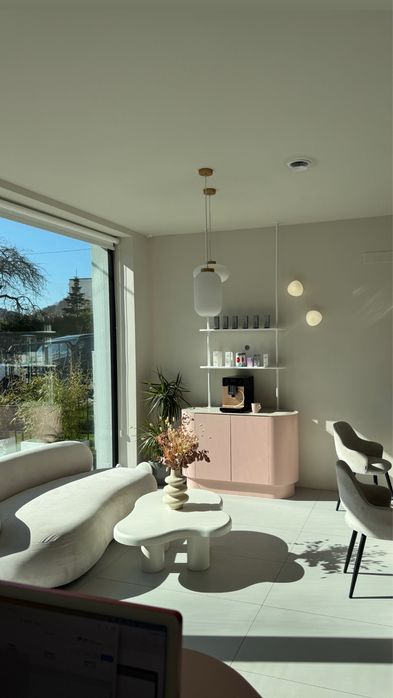 Gabinet na wynajem w luskusowym salonie w Gdyni