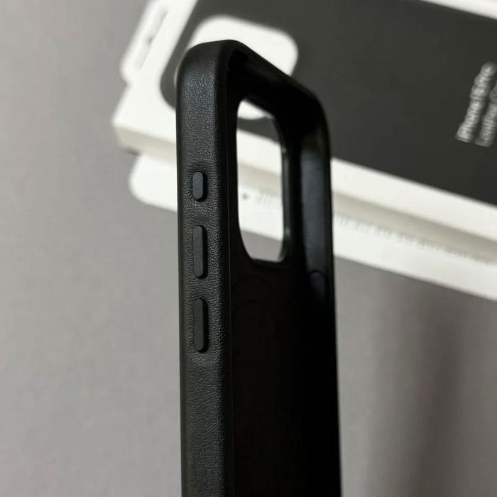 Шкіряний чохол-накладка з MagSafe для iPhone 13/14/15 (Чорний) | Кожаный чехол с Магсейф на телефон Айфон 13/14/15 | Leather Case для iPhone (Black)