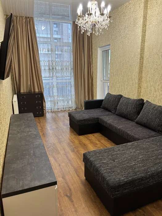 Аренда 2к.кв. 75квм ЖК Ключ, Новострой м.Бот Сад, Паркинг