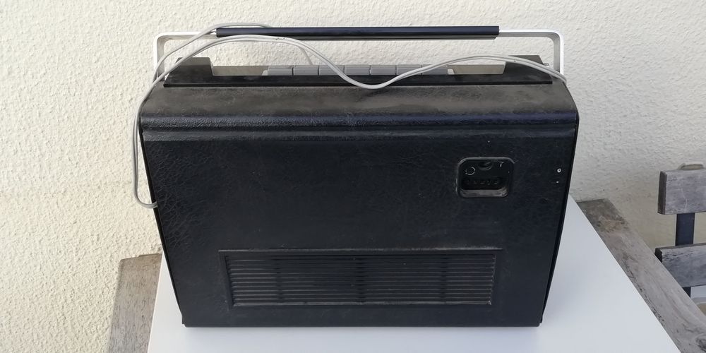 Rádio Portátil Philips All Transistor