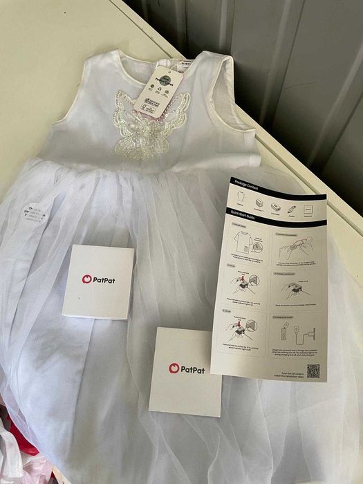 asortyment, akcesoria, kapelusze, pojemniki, zabawki 100 kg