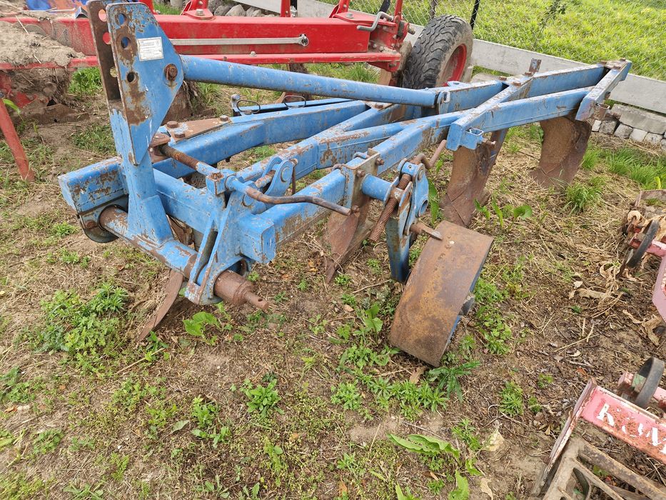 Pług Kołaszewski U-151 4 skibowy zagonowy