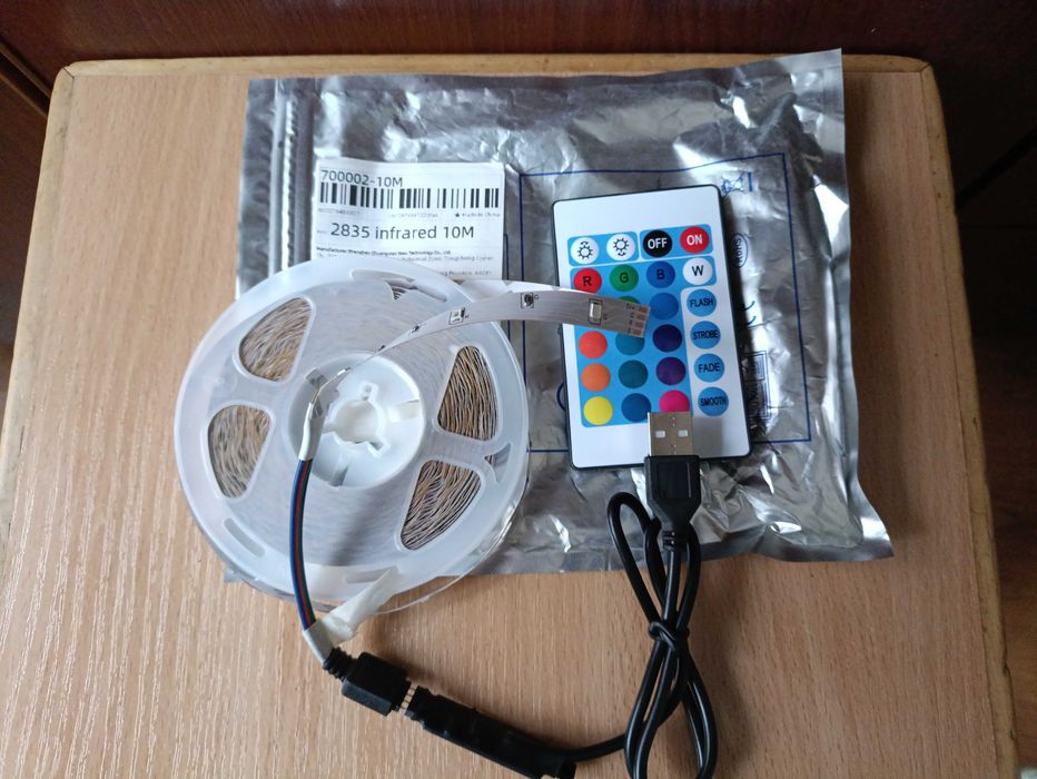 Світлодіодна стрічка, працює від 5v, usb,  дистанційний пульт