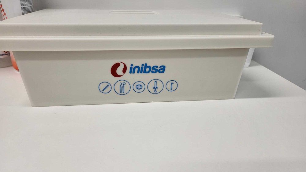 TINA INIBSA  para a limpeza e desinfeção dos instrumentos
