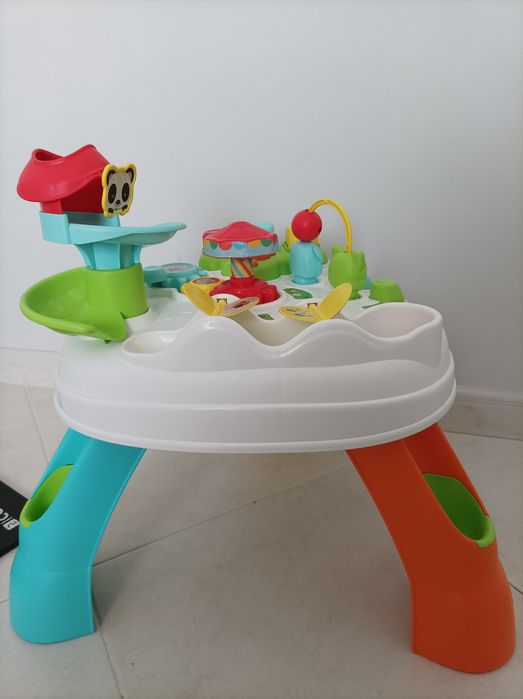 Mesa de actividades64551121224578123