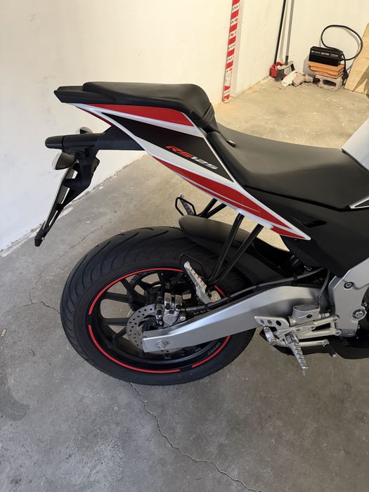Mota Aprillia RS 125