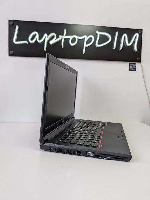 Надійний Fujitsu LIFEBOOK E546/i3-6100U/8GB/256GB/HD/14/Компактний