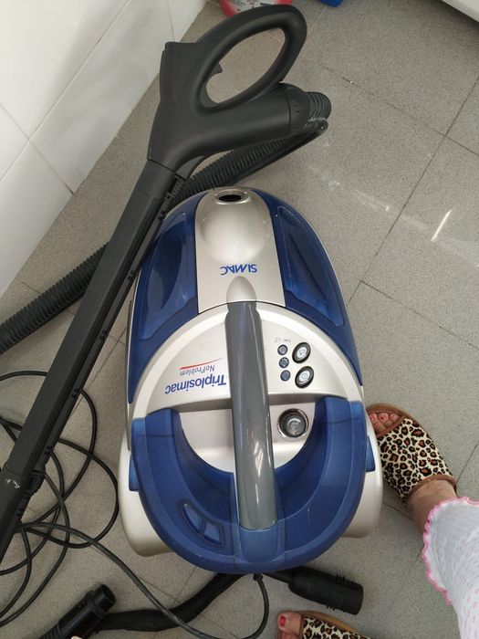 Aspirador / máquina de limpeza profissional