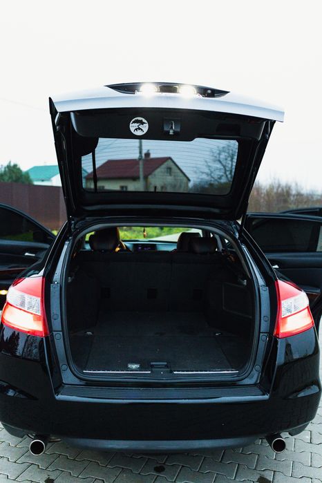 Honda crosstour,honda accord